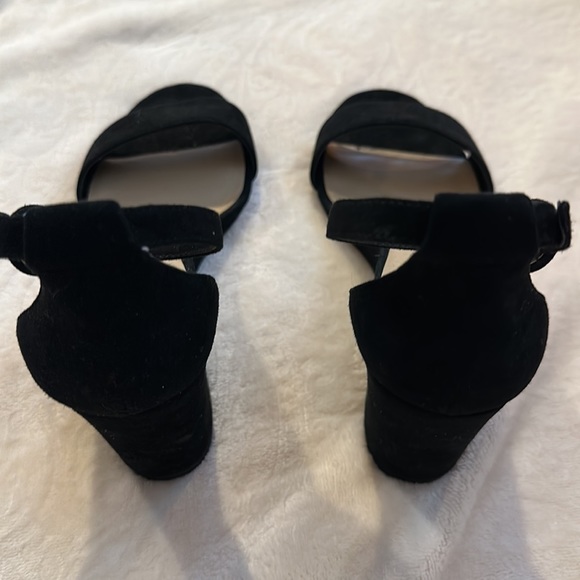 Ann Taylor black suede wedges size 6 - Picture 7 of 11